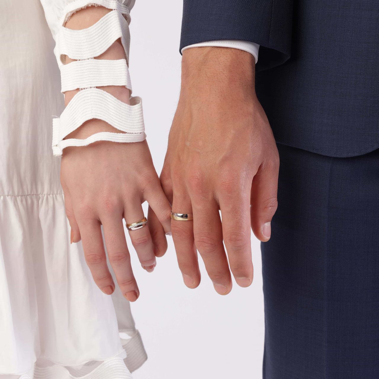 Zilveren goldplated liefdesring Cordoba met zirkonia voor dames