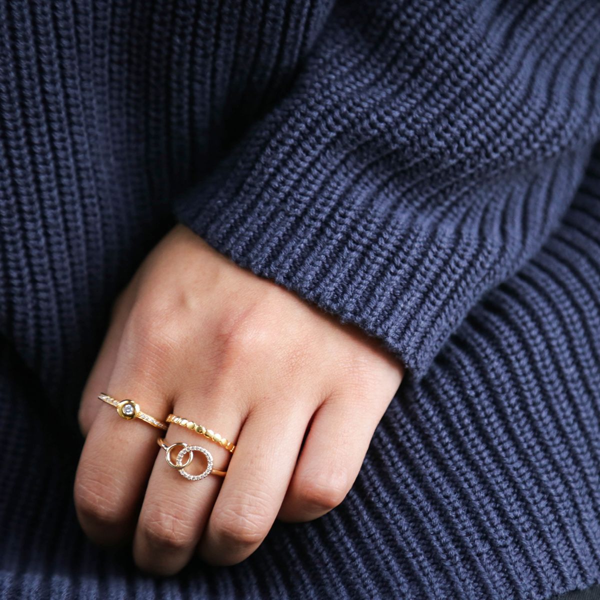 Goldplated ring cirkels met zirkonia