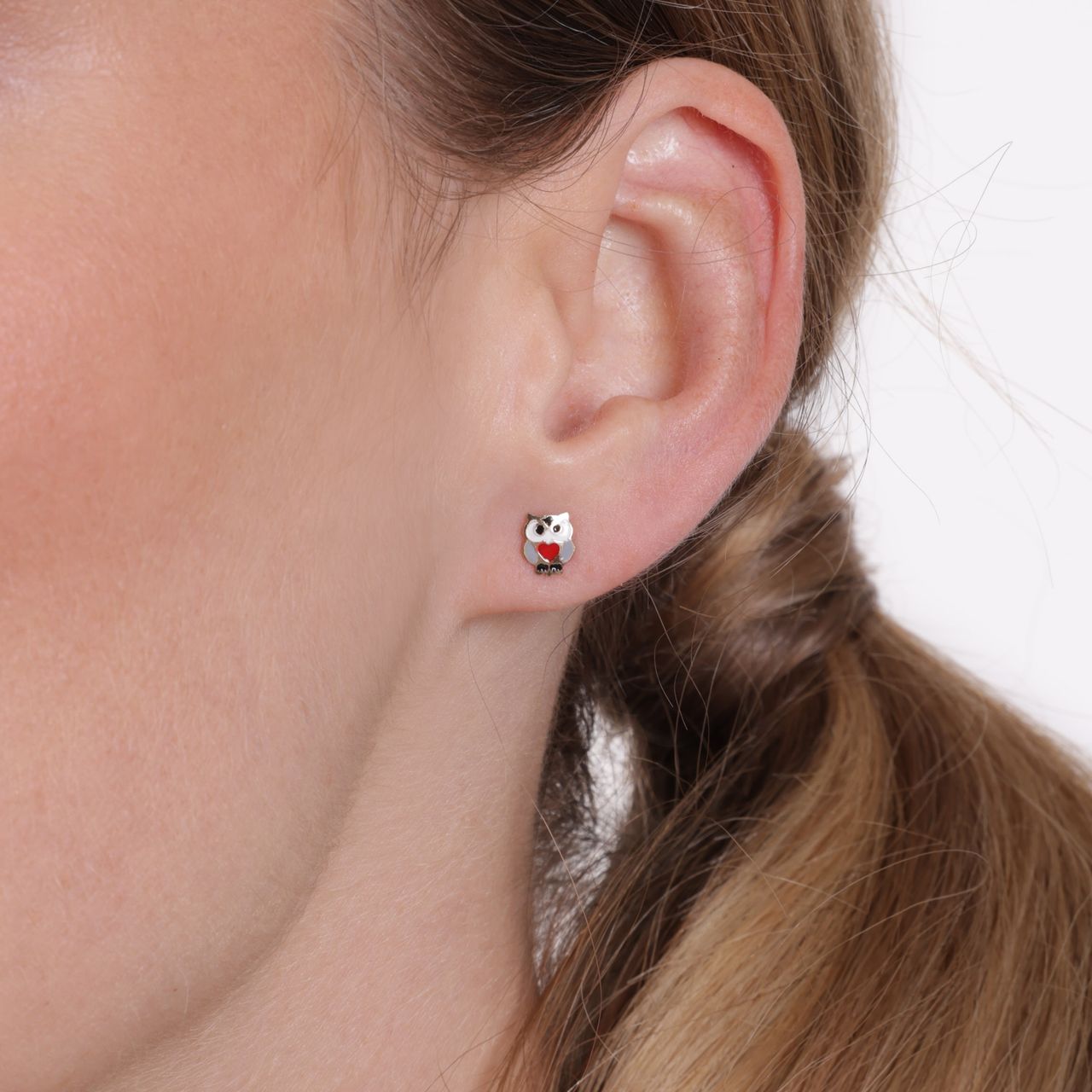 9 karaat oorknoppen uil enamel voor dames