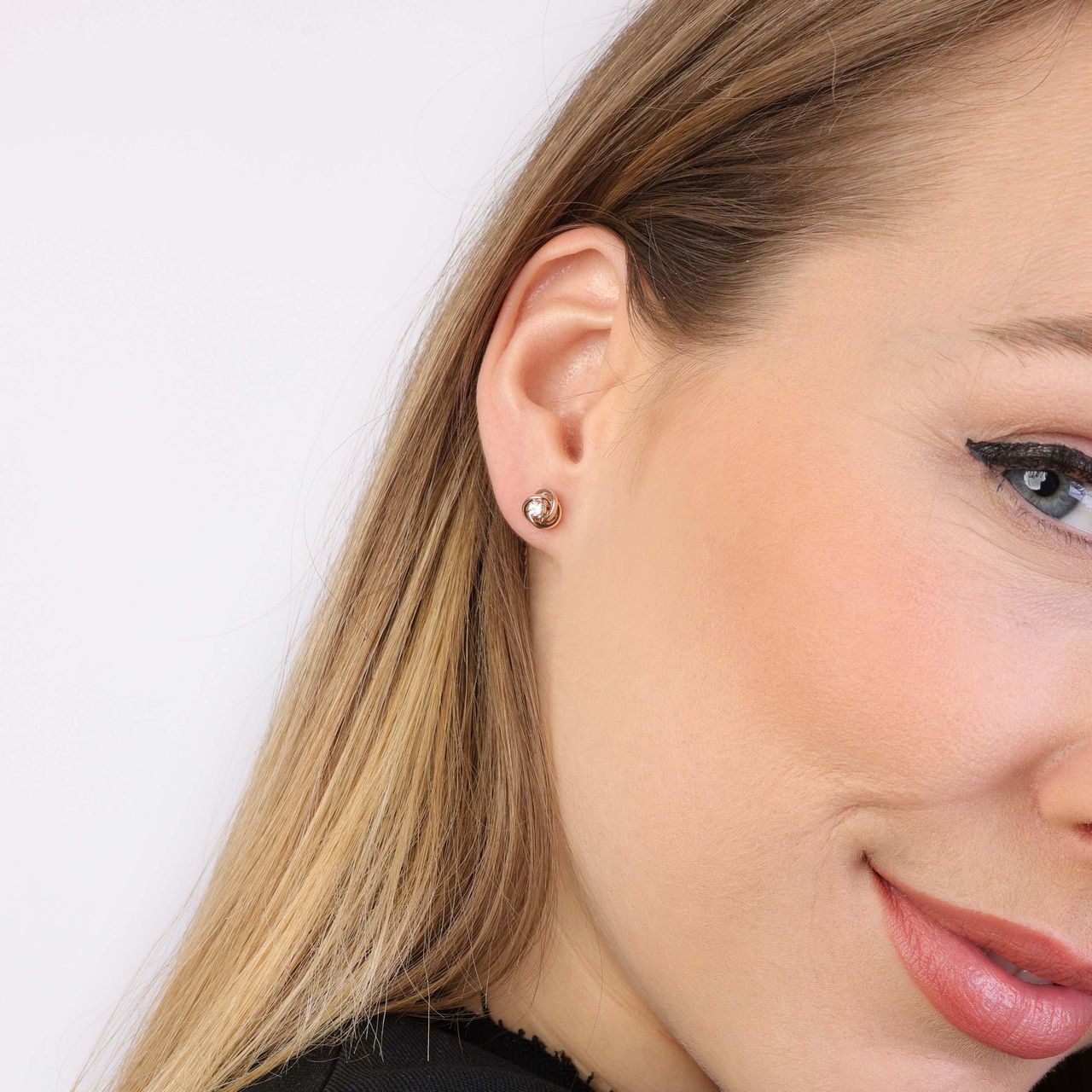9 karaat oorknoppen rose met zirkonia voor dames