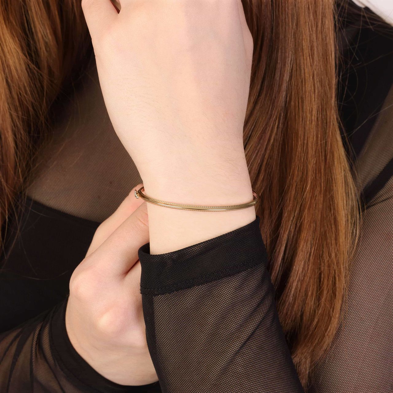 9 Karaat bangle met patroon