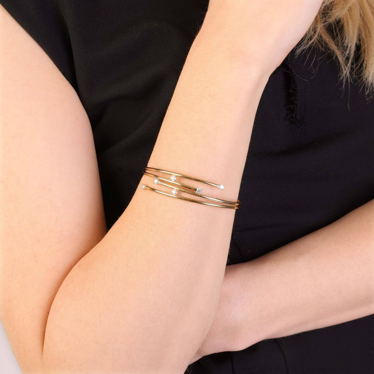 9 Karaat bangle met zirkonia