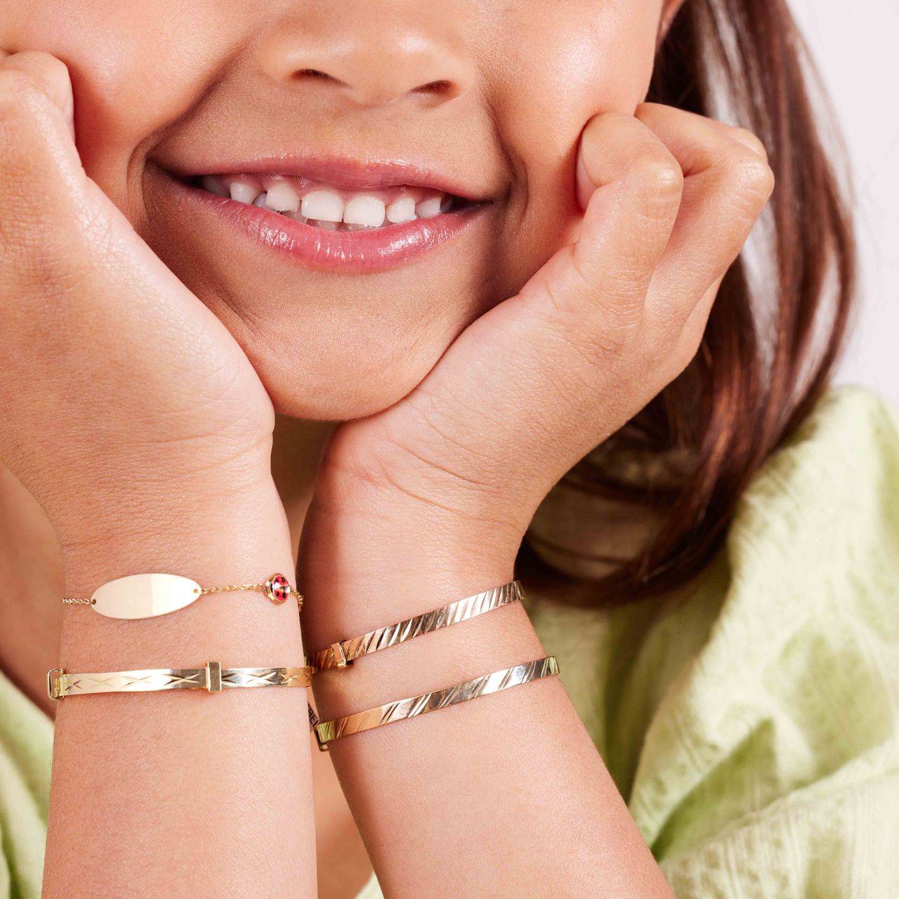 Kinderarmreif, 375 Gold, dekorativ gearbeitet