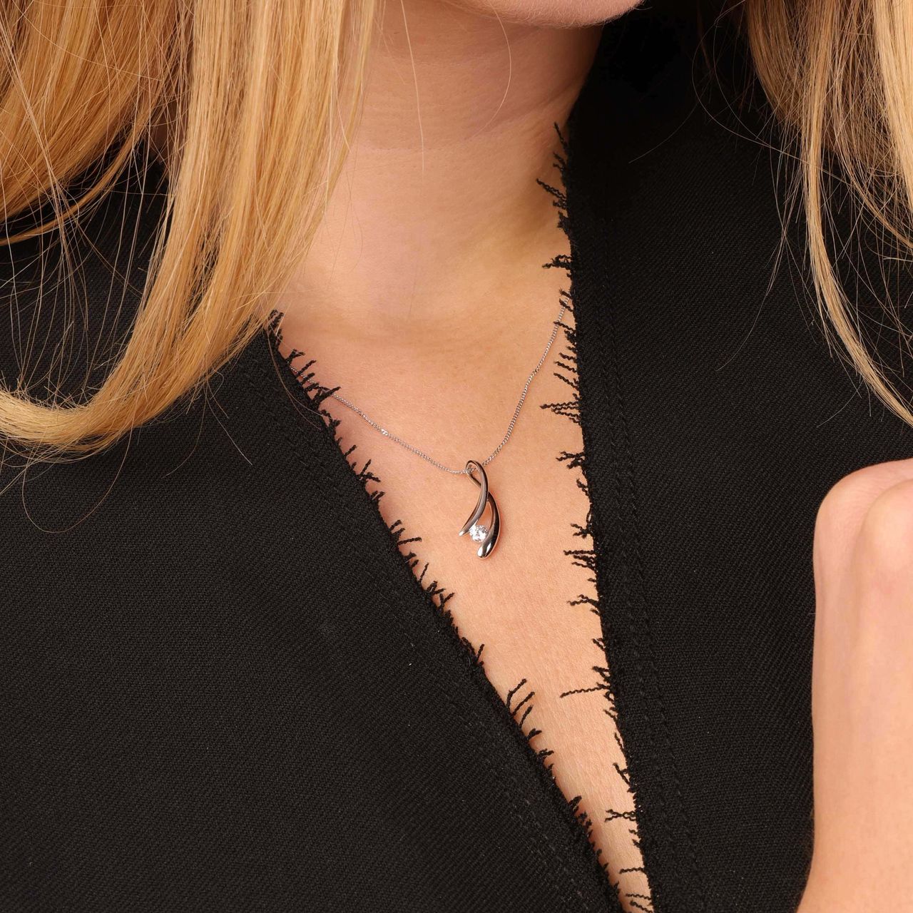 9 Karaat ketting met hanger lint met zirkonia wit