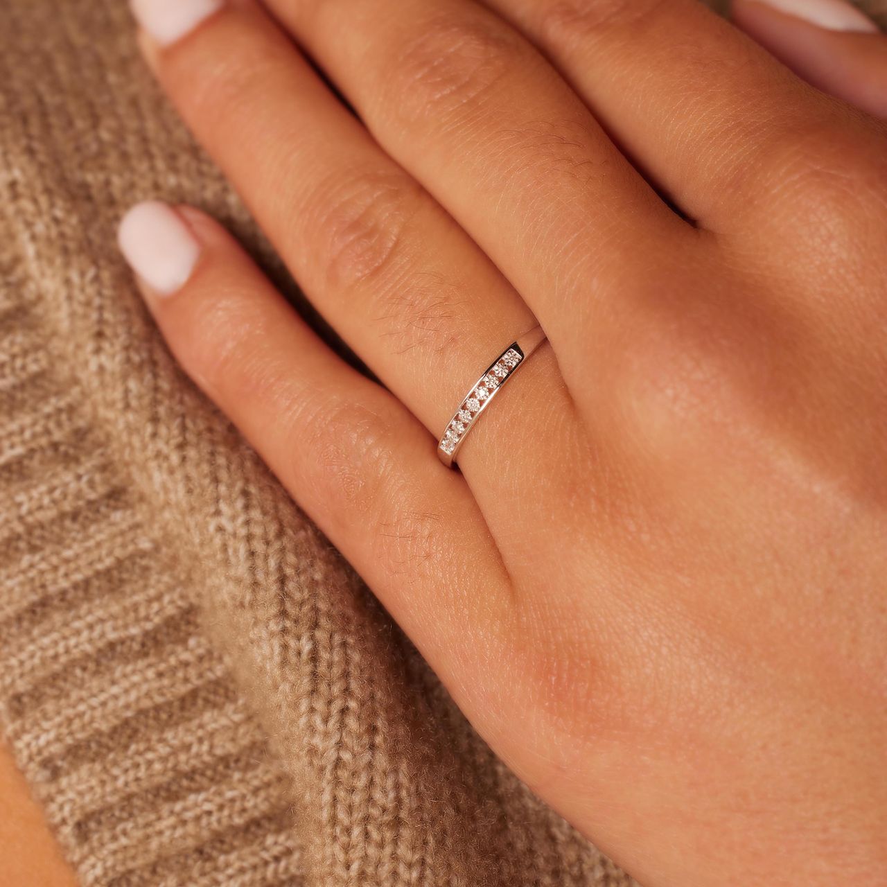 Ring, 585 Weißgold, mit Diamanten 0,02 ct