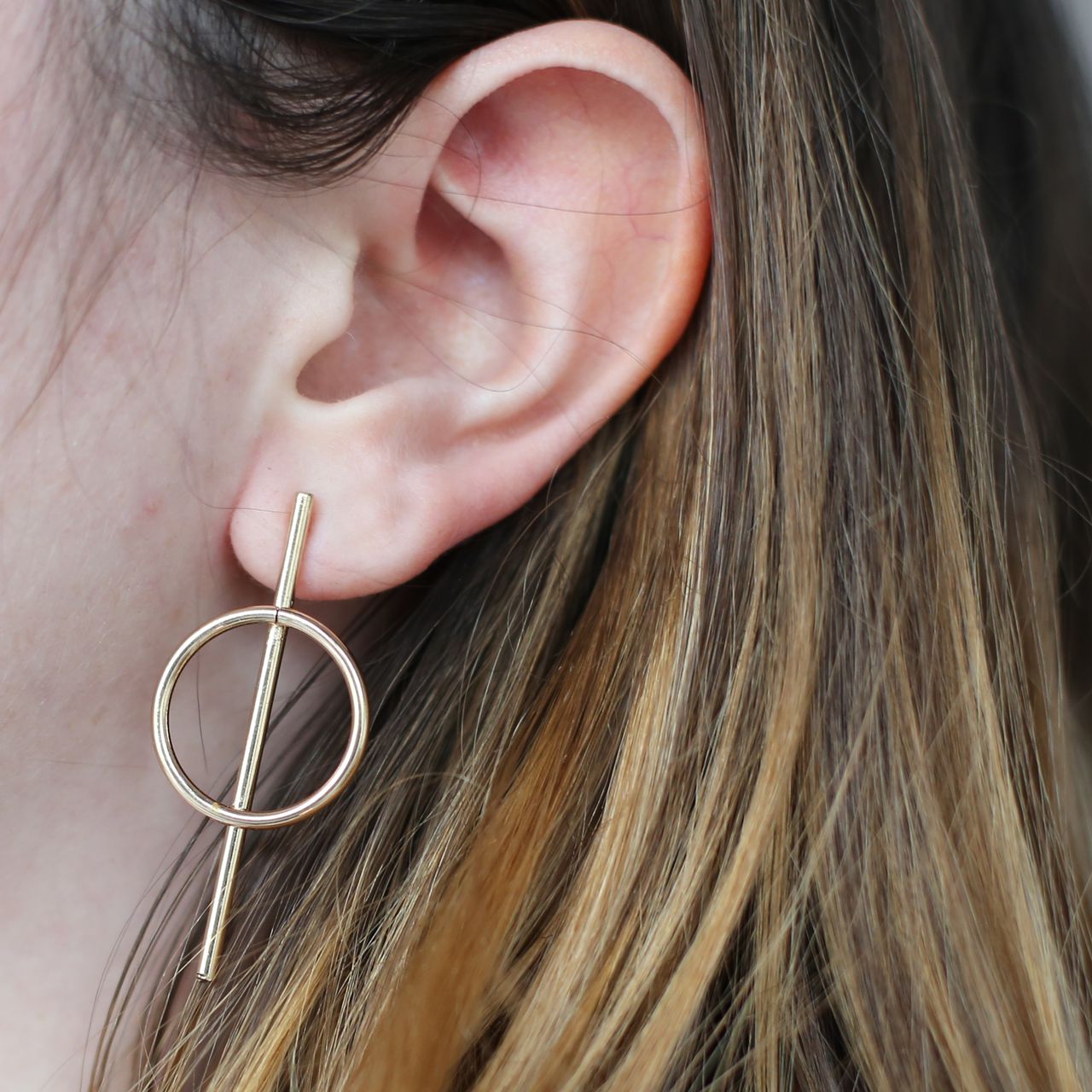 Goudkleurige byoux oorbellen