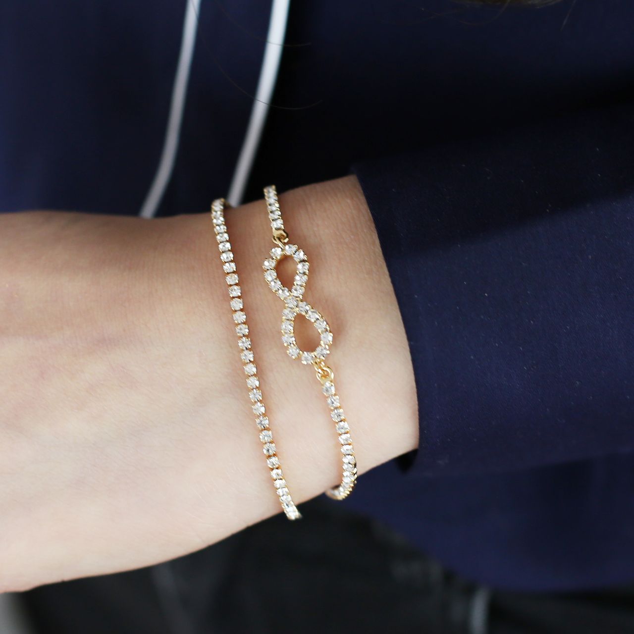 Goldplated armband white crystals Infinity