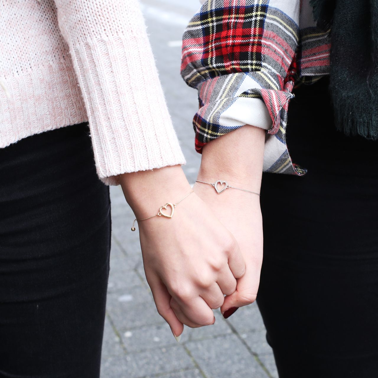 Goudkleurig byoux armbandje met hartje