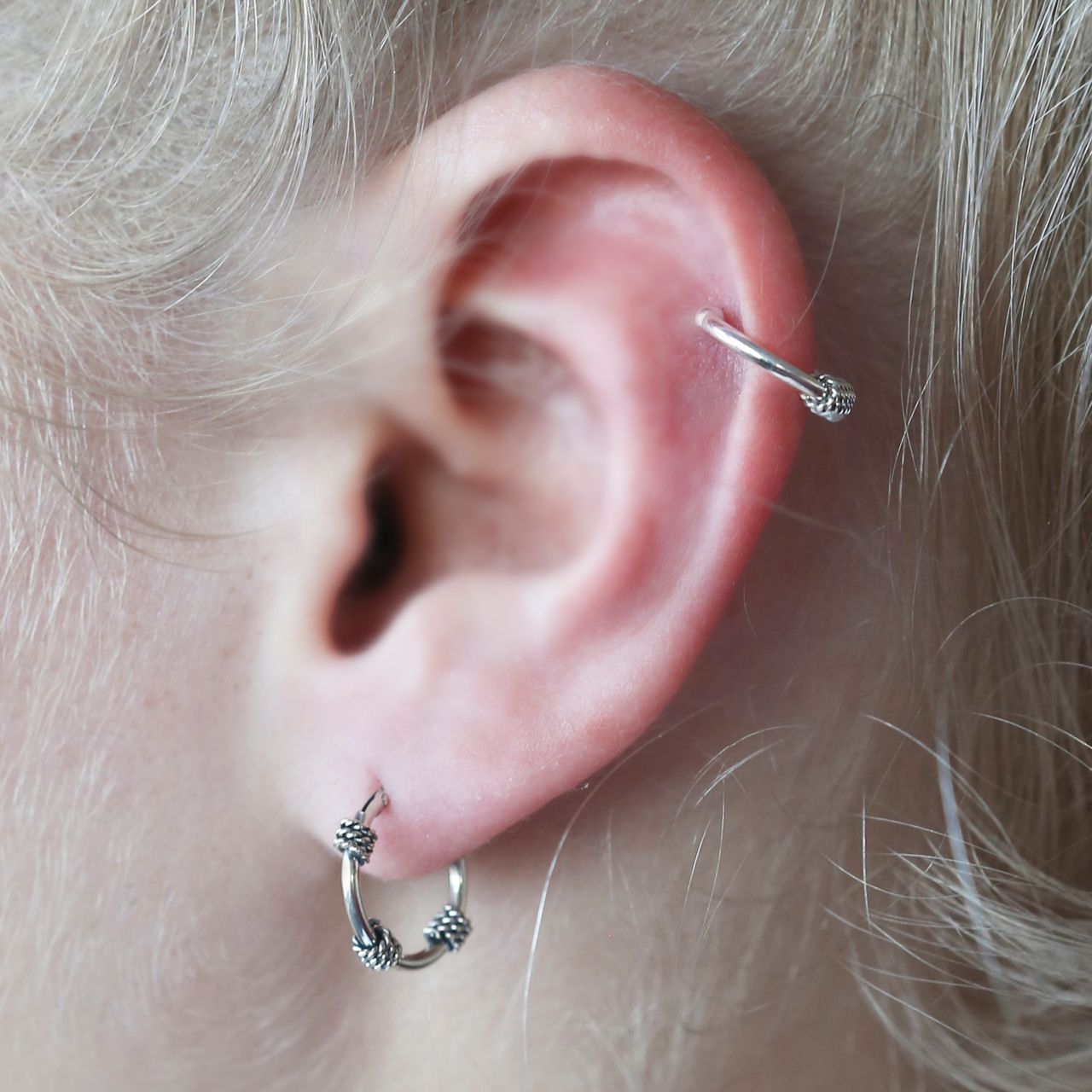 Zilveren ear cuff bewerkt 11,5mm Bali