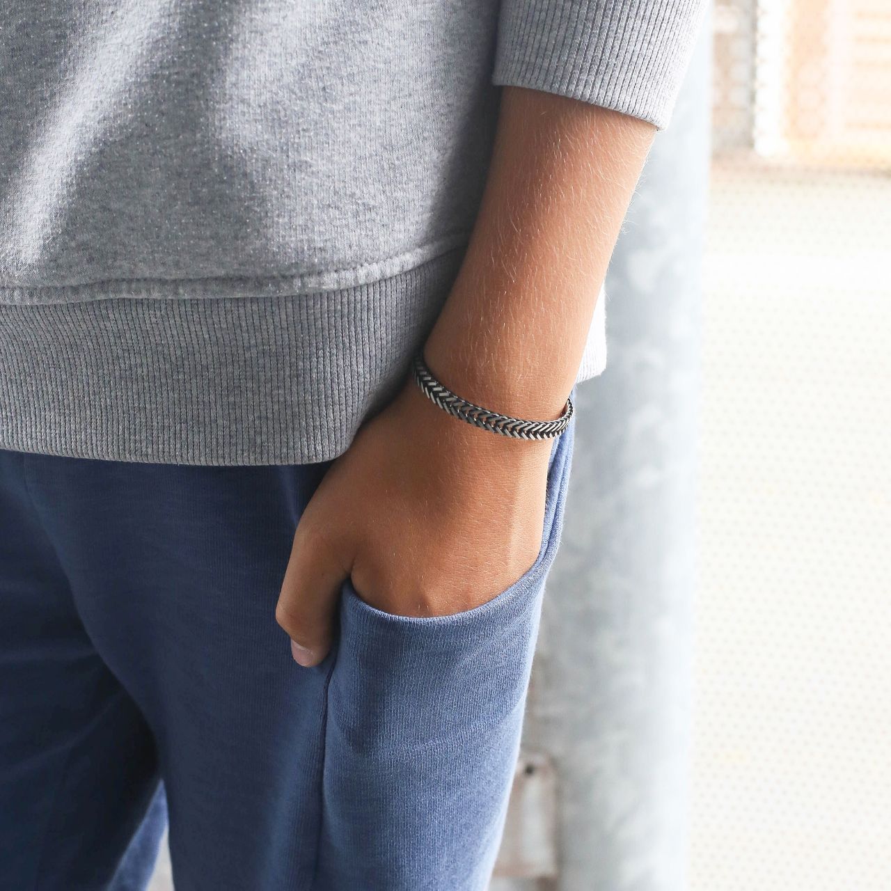Gliederarmband für Jungen aus schwarz beschichtetem Edelstahl