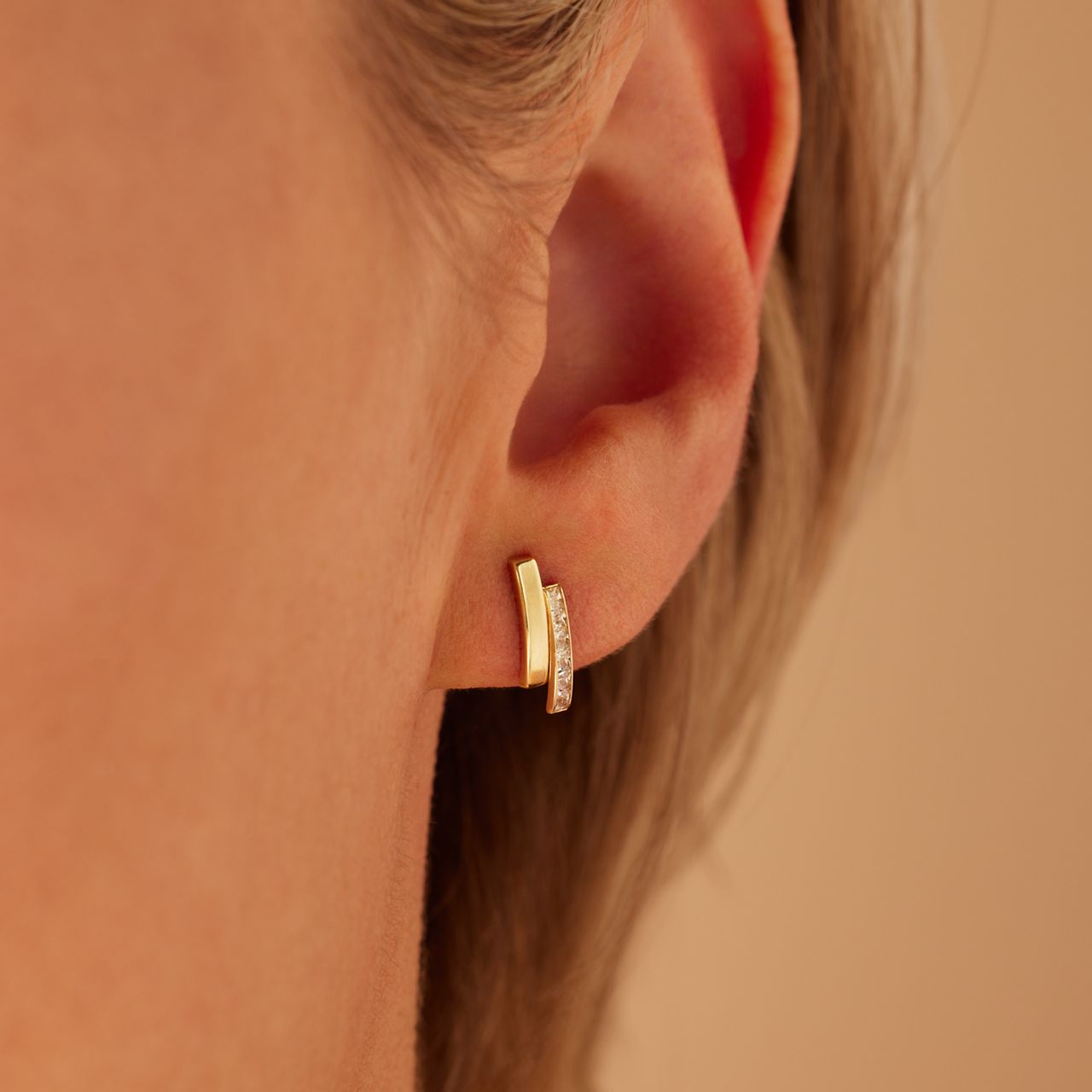 Ohrringe aus 375 Gold, doppelter Stab, Zirkonia