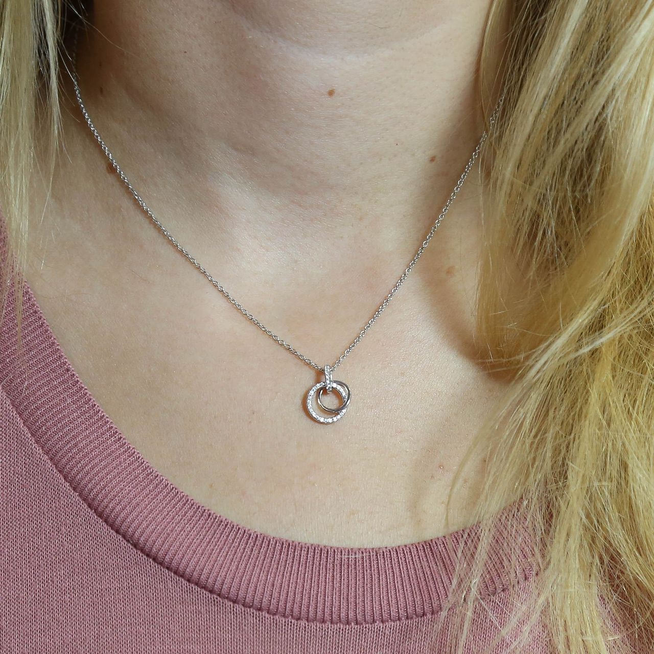 Kette aus 925 Silber mit Scheiben-Anhänger mit Zirkonia