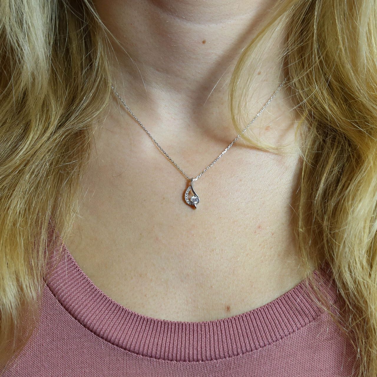 Zilveren ketting met hanger zirkonia voor dames