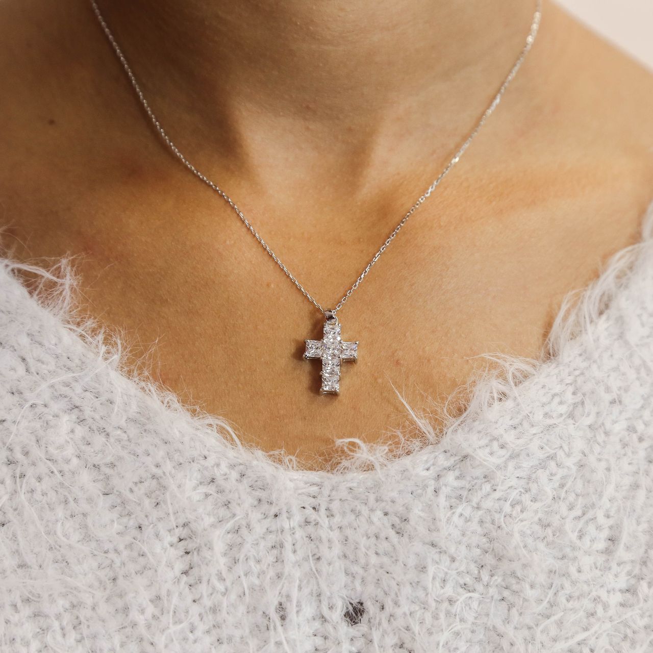 Anhänger aus 925 Silber, Kreuz mit Zirkonia