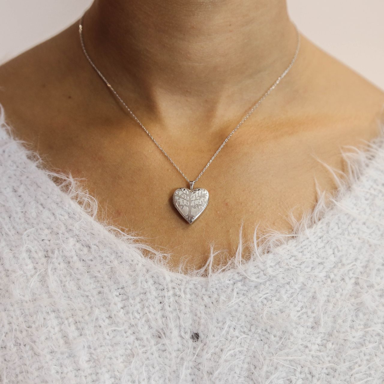 Zilveren hanger medaillon hart levensboom