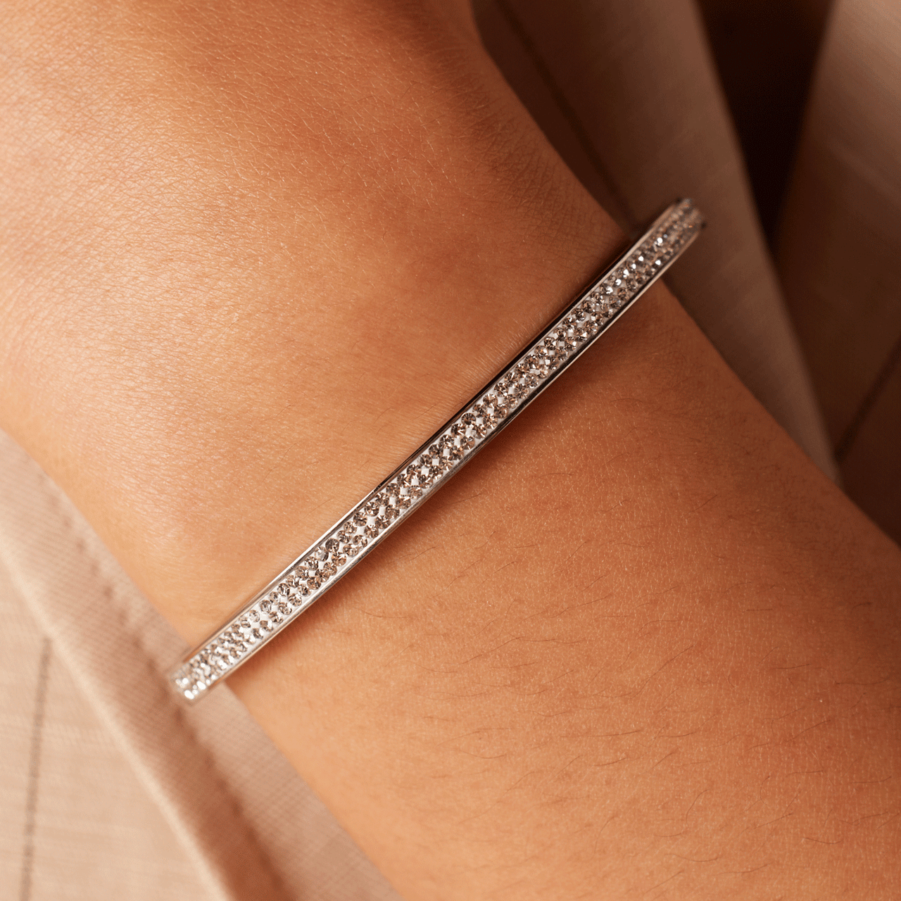 Guess stainless steel bangle armband kristal