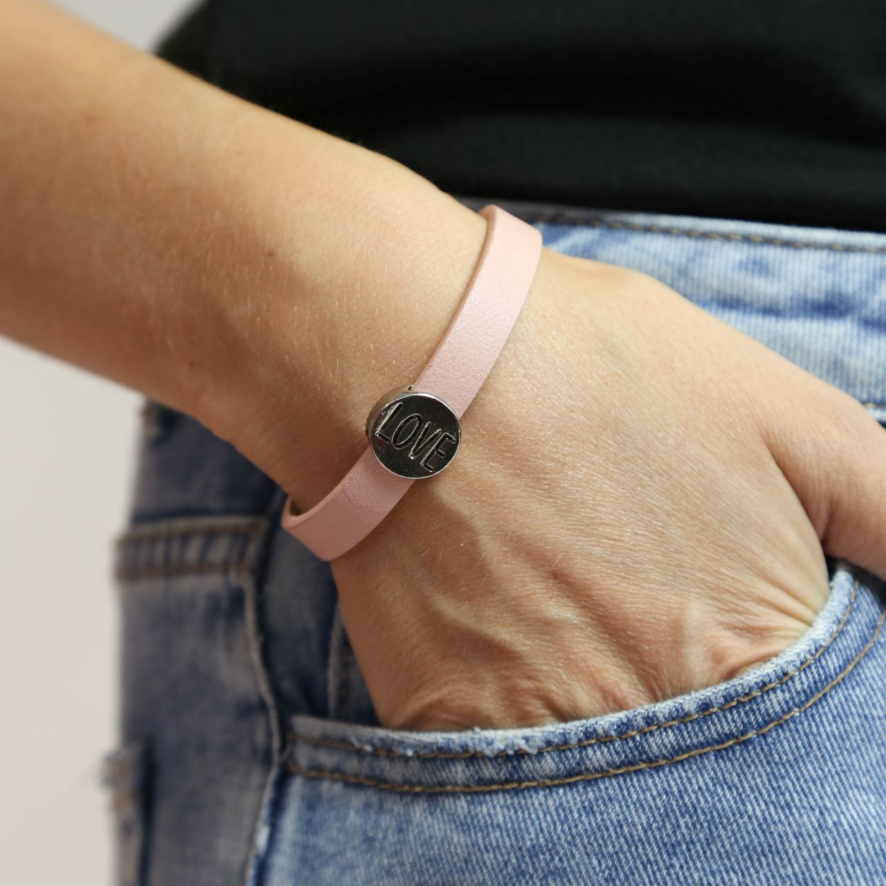 Byoux armband lichtroze love
