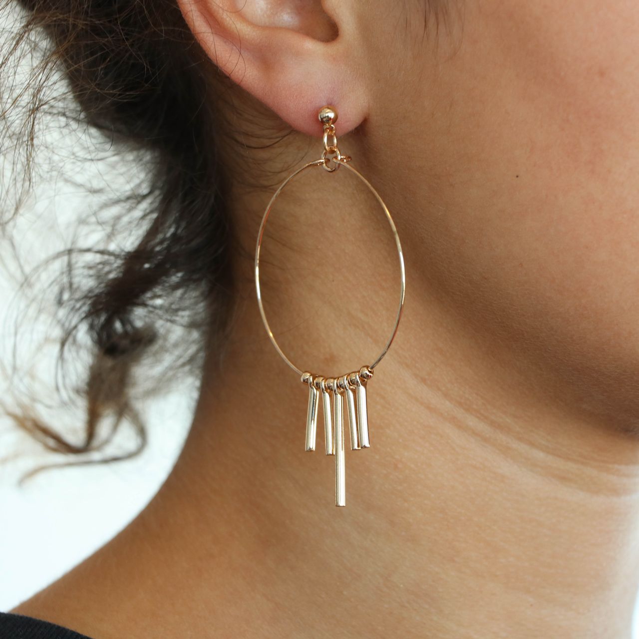 Goudkleurige byoux oorhangers