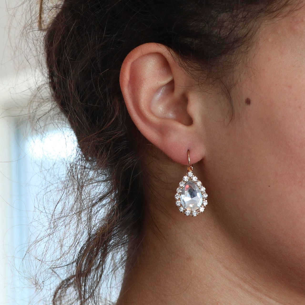 Goudkleurige byoux oorbellen druppel