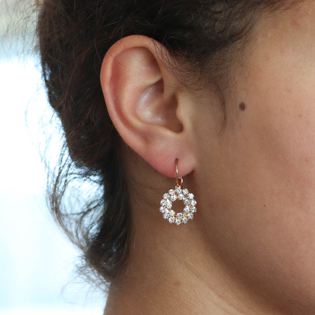 Zilverkleurige byoux oorbellen rond