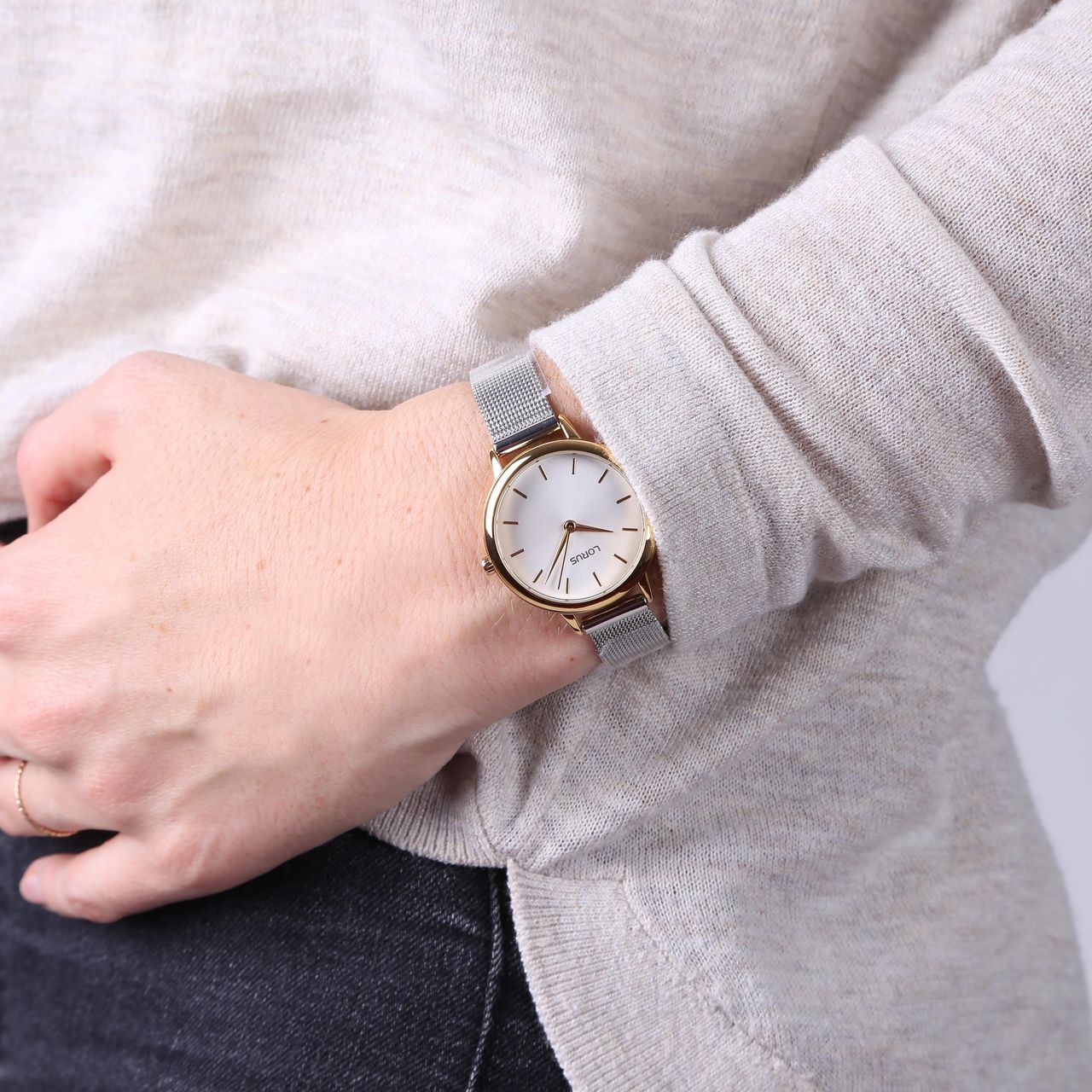 Lorus bicolor dames mesh horloge RG250NX9