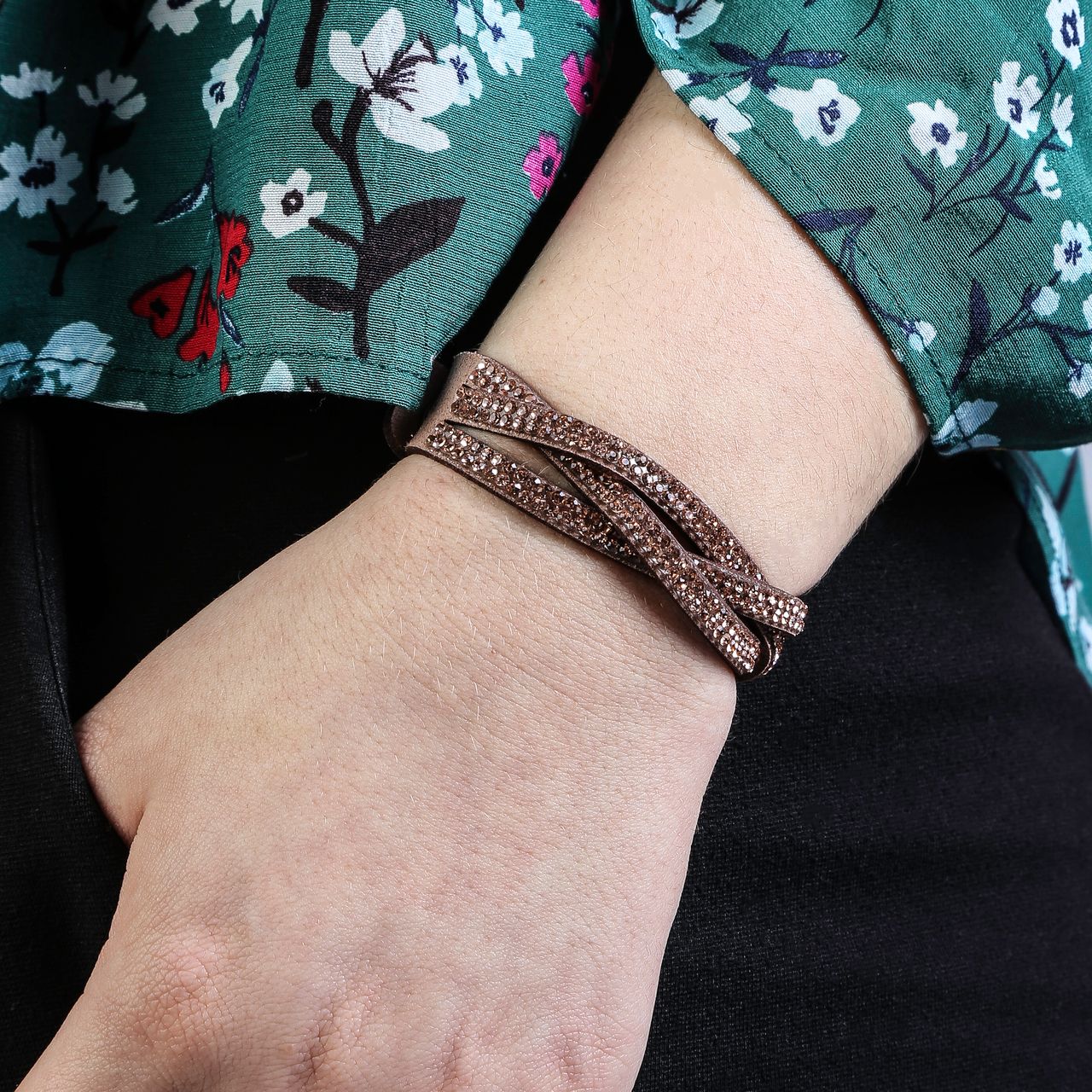 Bijoux goudkleurige fantasiearmband vlecht bruin voor dames