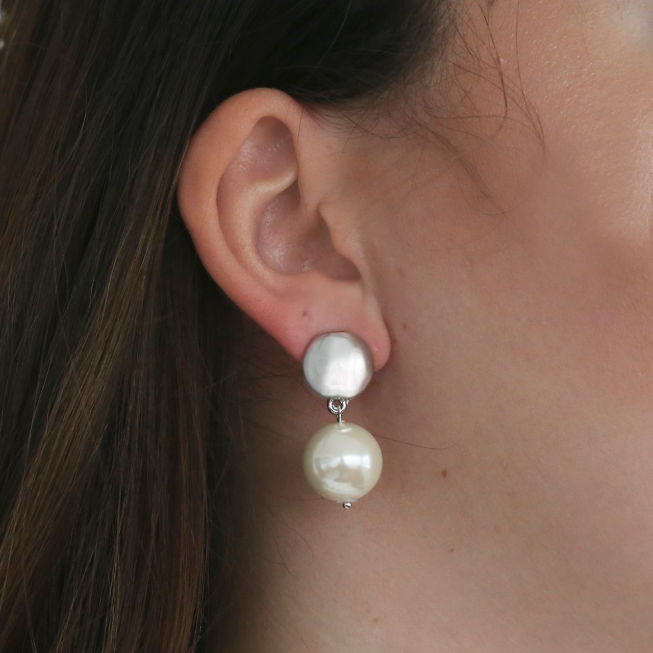 Bijoux zilverkleurige oorringhangers met parel voor dames