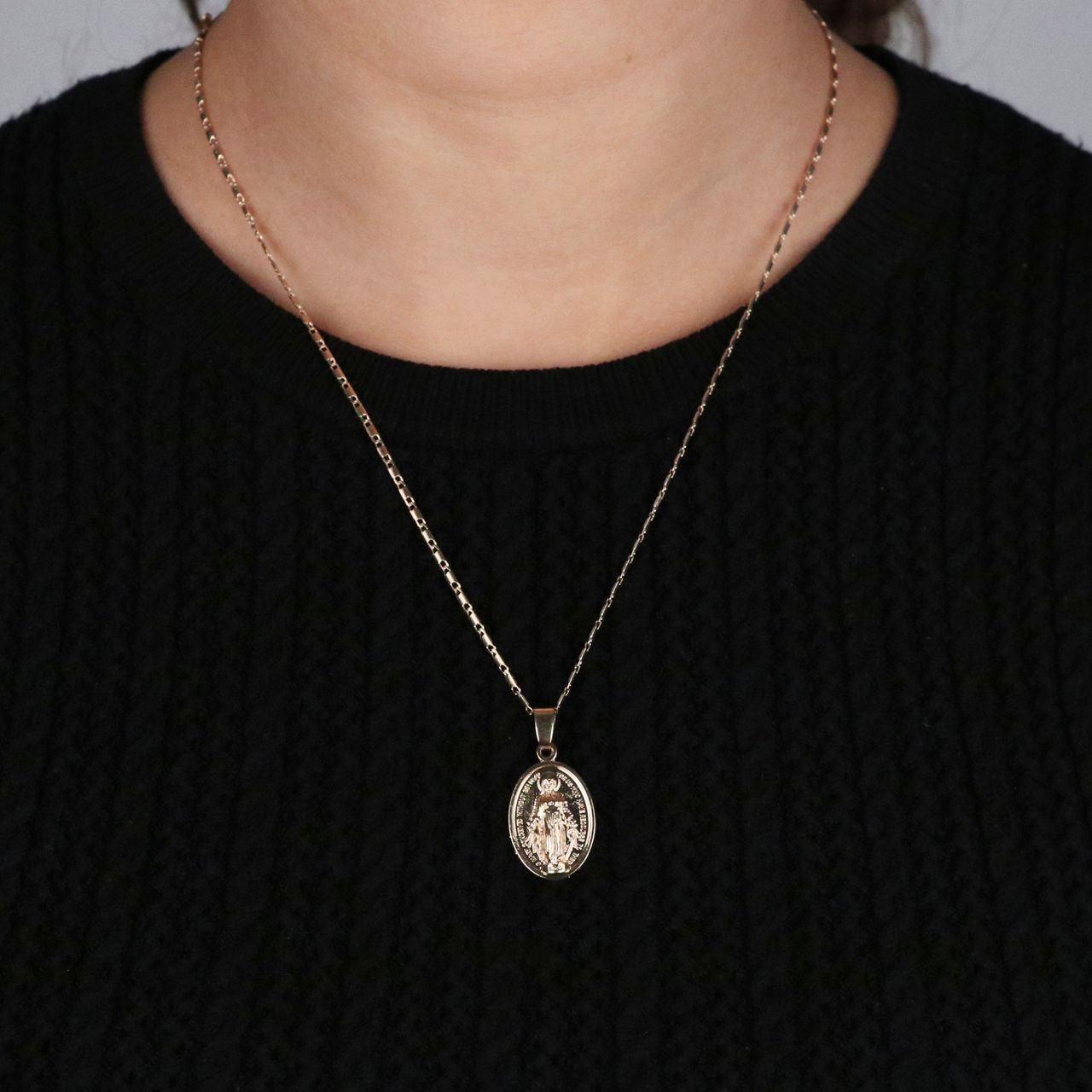 Goudkleurige byoux ketting Maria