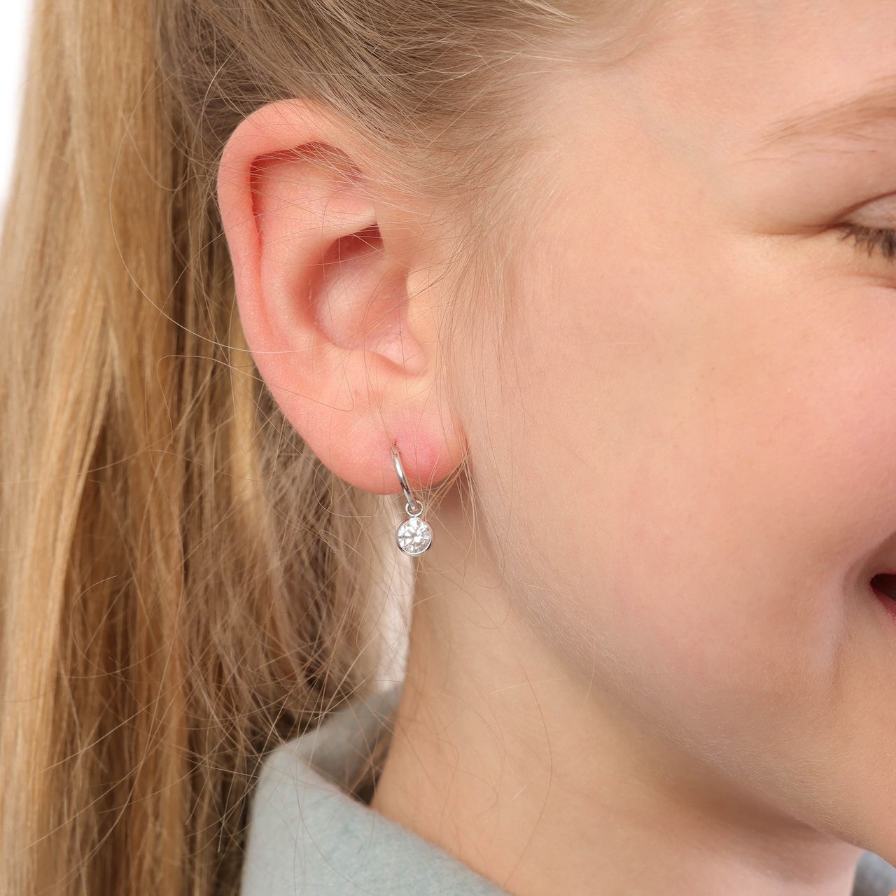 Kinderohrringe aus 925 Silber, rund mit Zirkonia