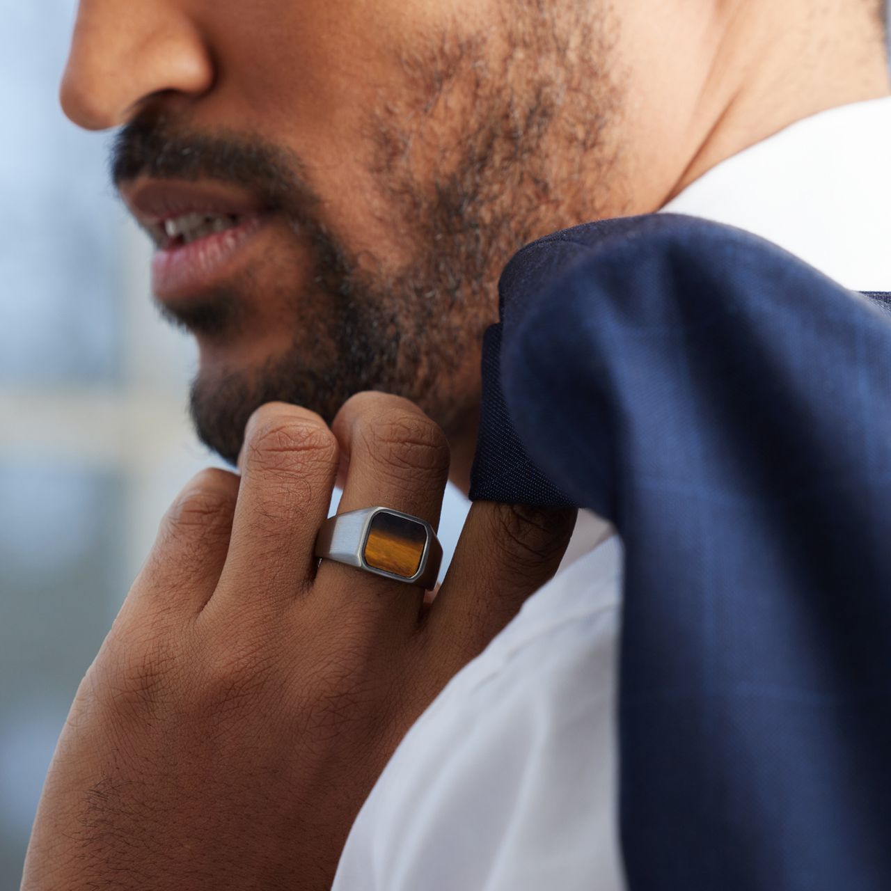 Gerecycled stainless steel heren zegelring met tiger eye