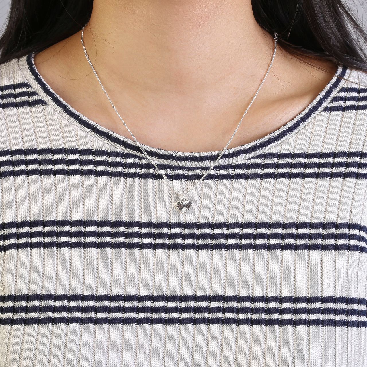 Zilverkleurige byoux ketting met hanger hart