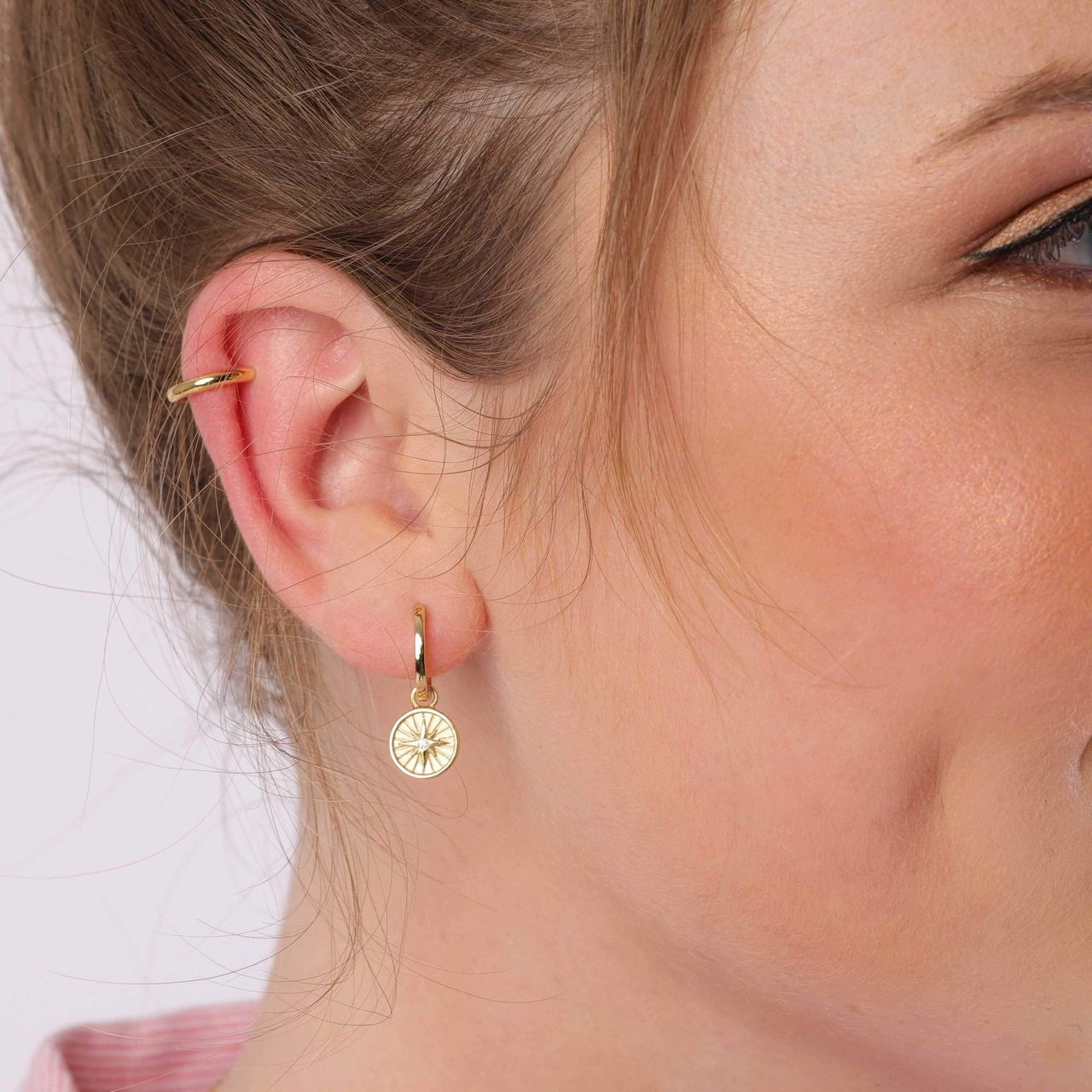 Zilveren goldplated oorringen ster met zirkonia voor dames