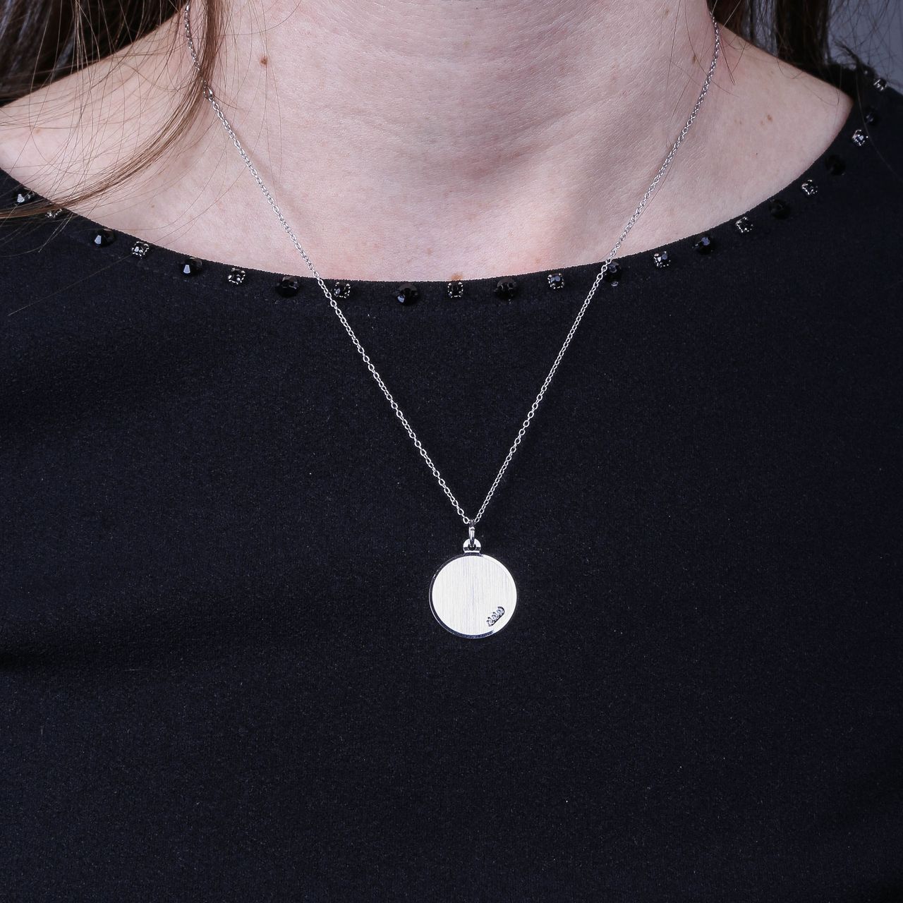 Zilveren hanger rond S met zirkonia