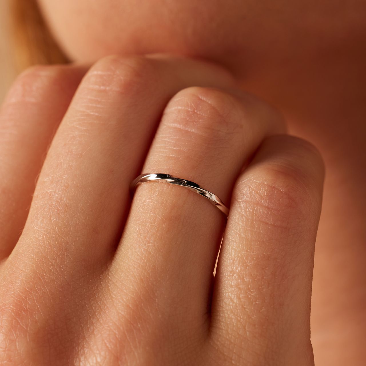 Zilveren ring twist