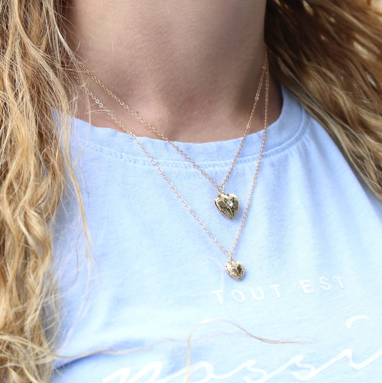 Goudkleurige byoux ketting met hart medaillon