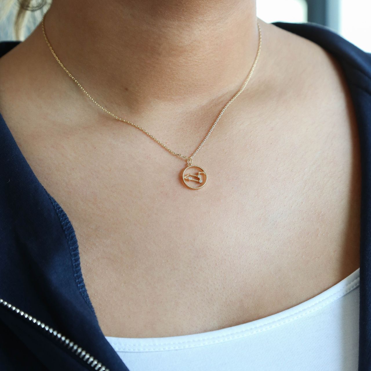 Goudkleurige byoux ketting sterrenbeeld leeuw