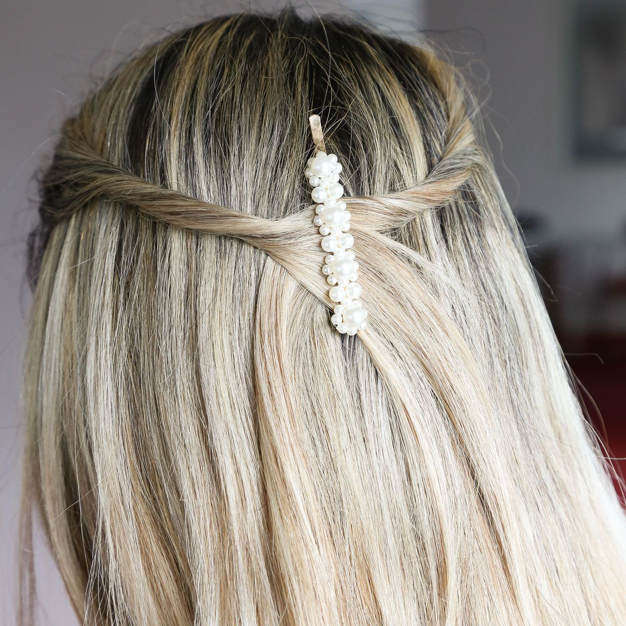 Goudkleurige haarclip met parels langwerpig