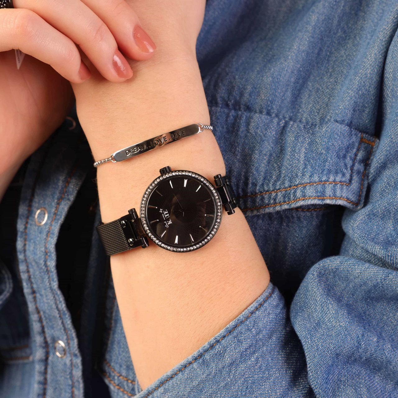 Colour By Kate horloge met mesh band en steentjes