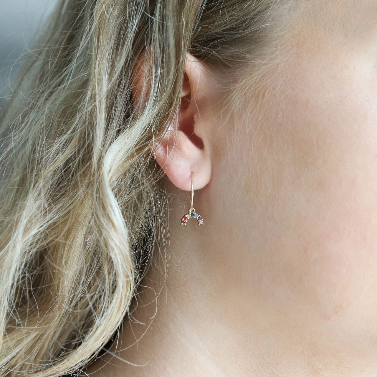 Bijoux goudkleurige oorringen met hanger voor dames