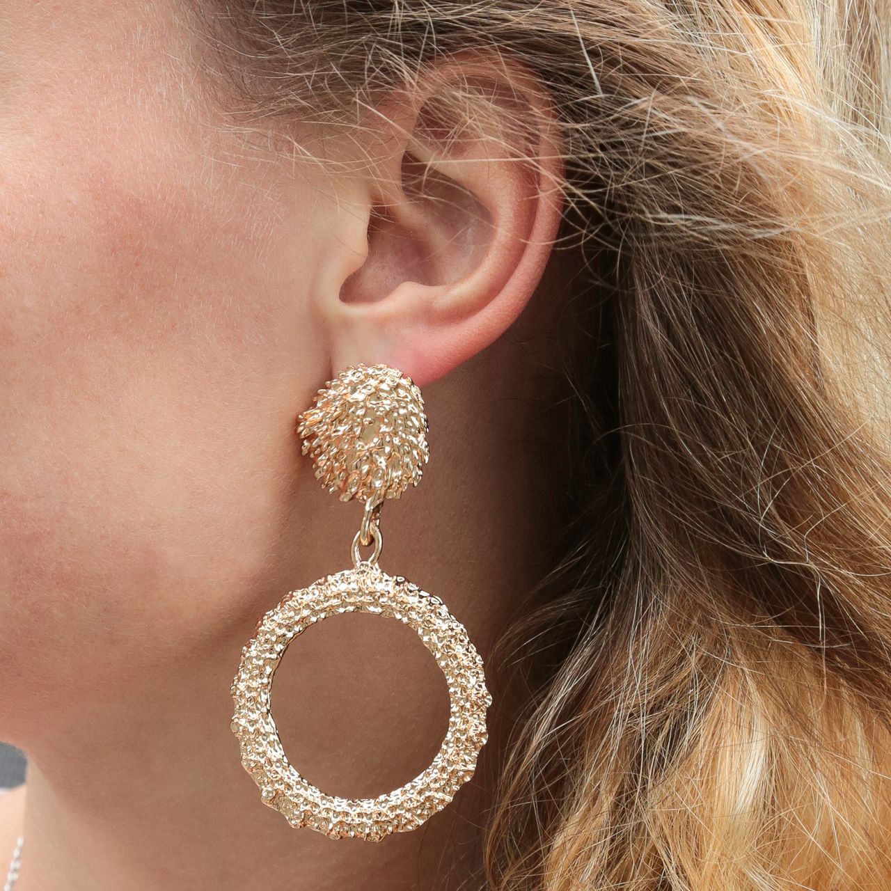 Bijoux goudkleurige oorhangers voor dames