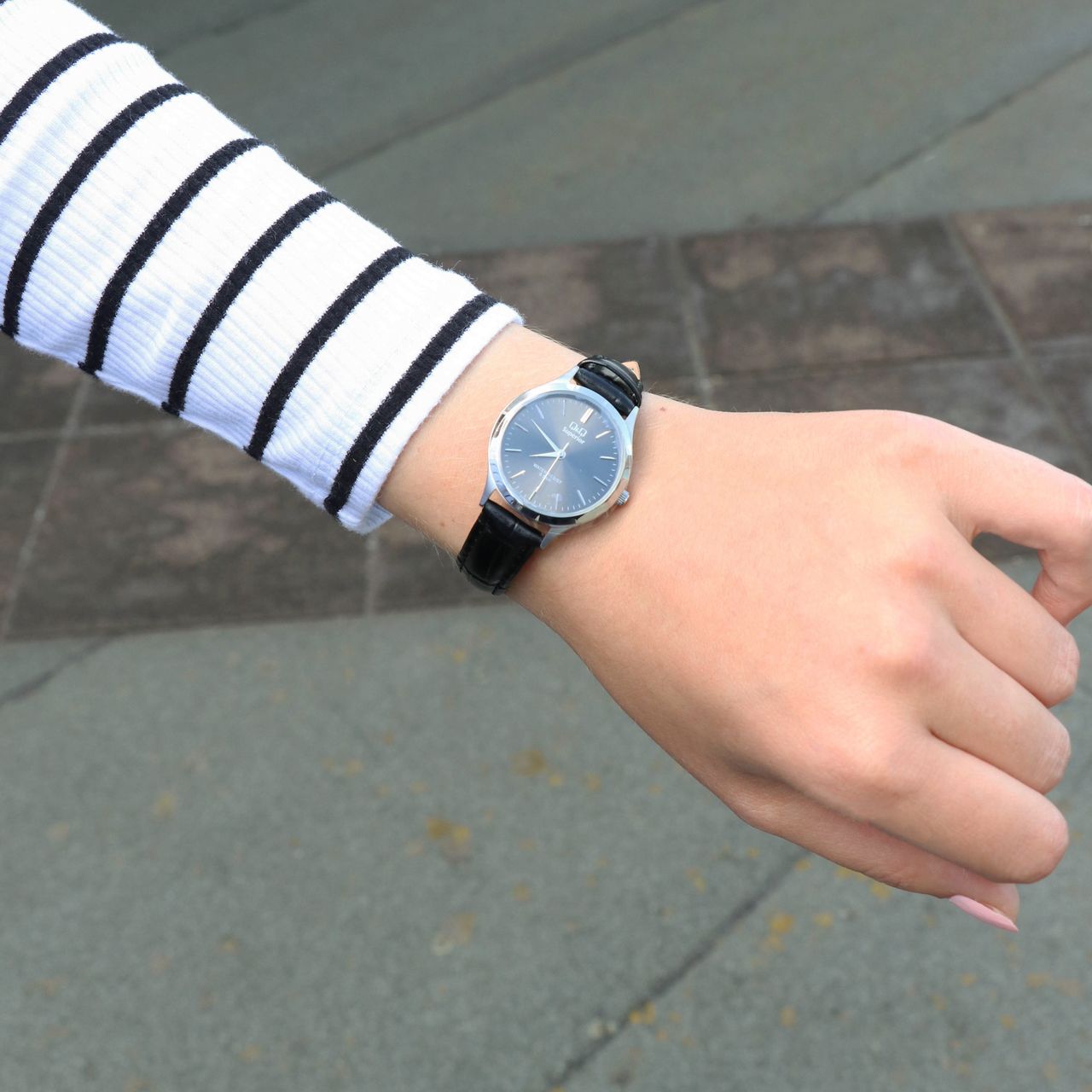 Q&Q Superior Armbanduhr S279J302Y