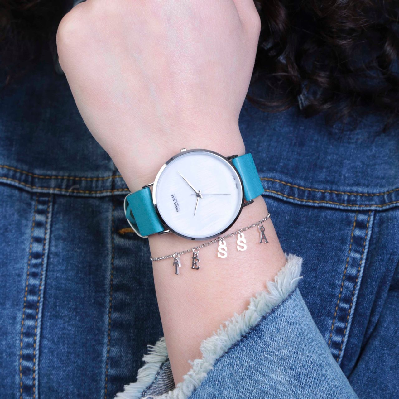 Donna Mae horloge met blauwe leren band