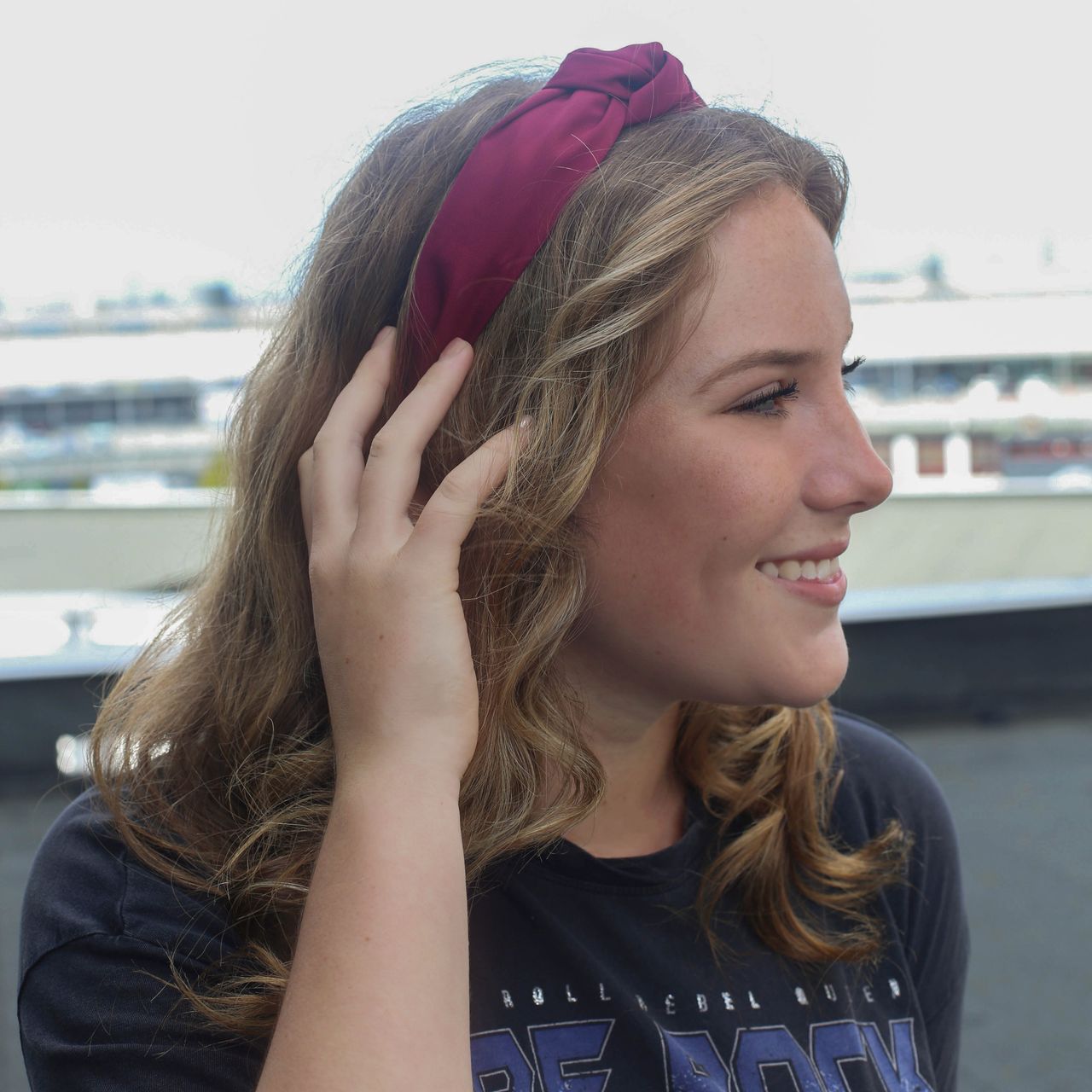 Diadeem met bordeaux rode stof