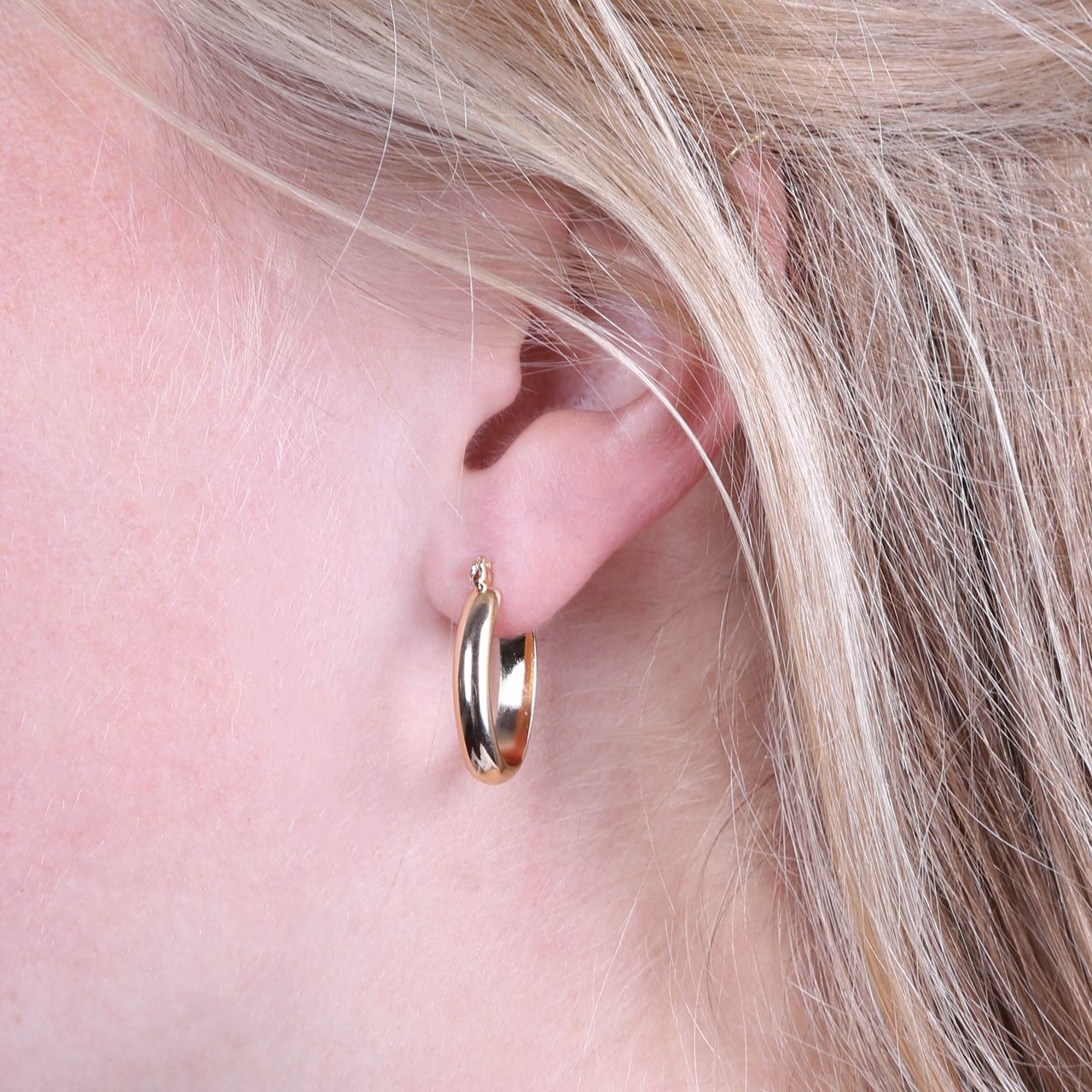 Goudkleurige ovale byoux oorringen