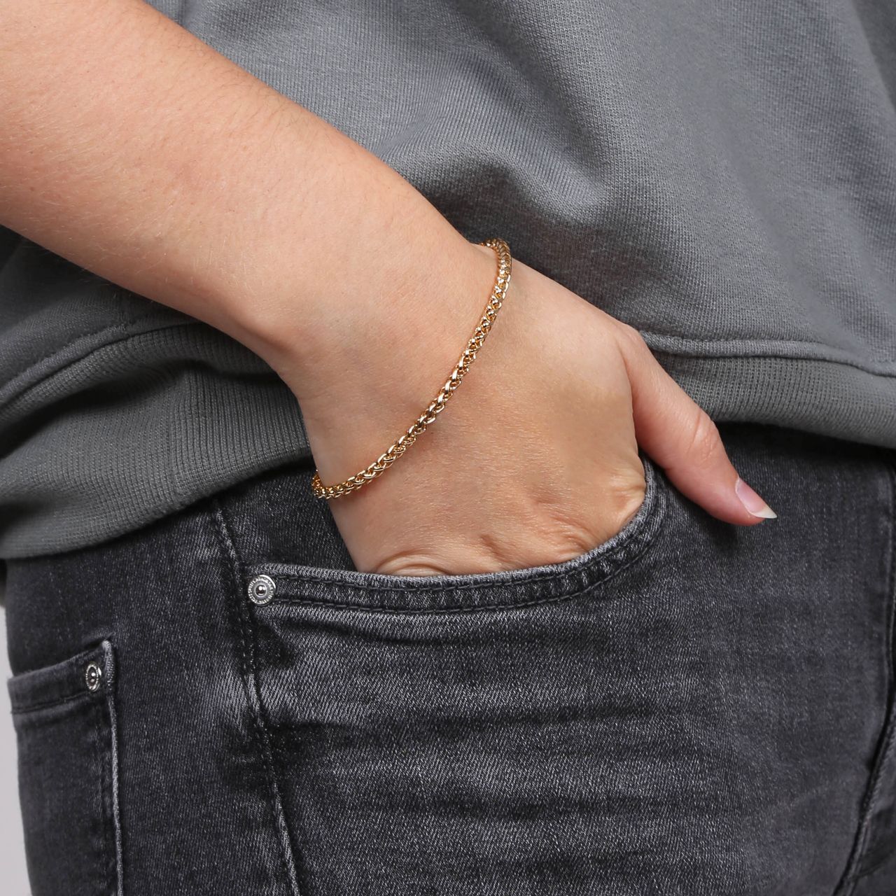 Goudkleurige byoux armband
