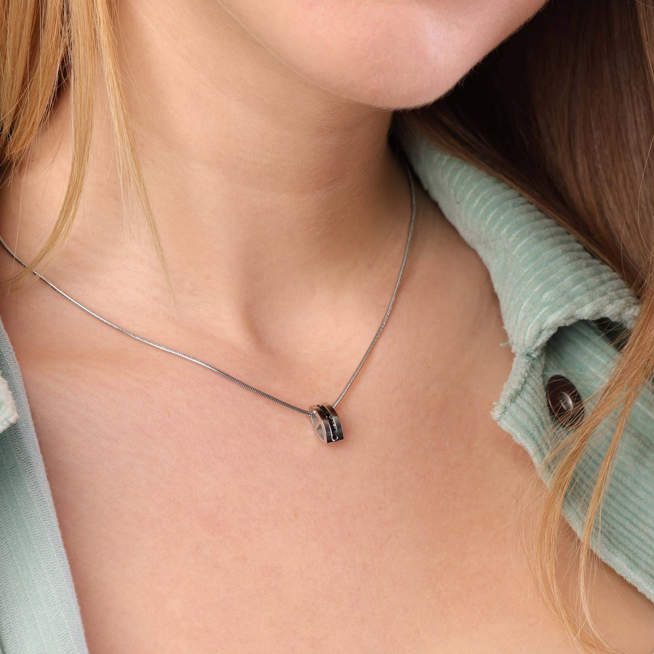 Stalen ketting & hanger met zwarte zirkonia
