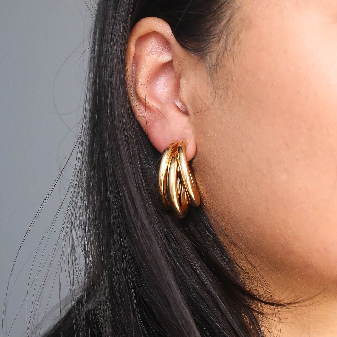 Goudkleurige byoux oorringen multi