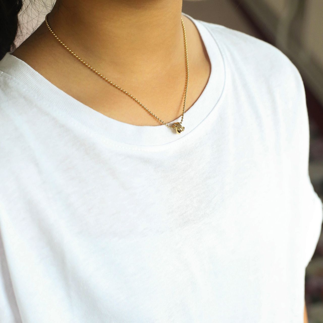 Stalen goldplated kinderketting met hanger met rood kristal