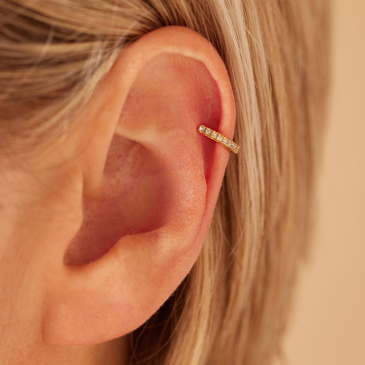 Zilveren goldplated earcuff met zirkonia voor dames