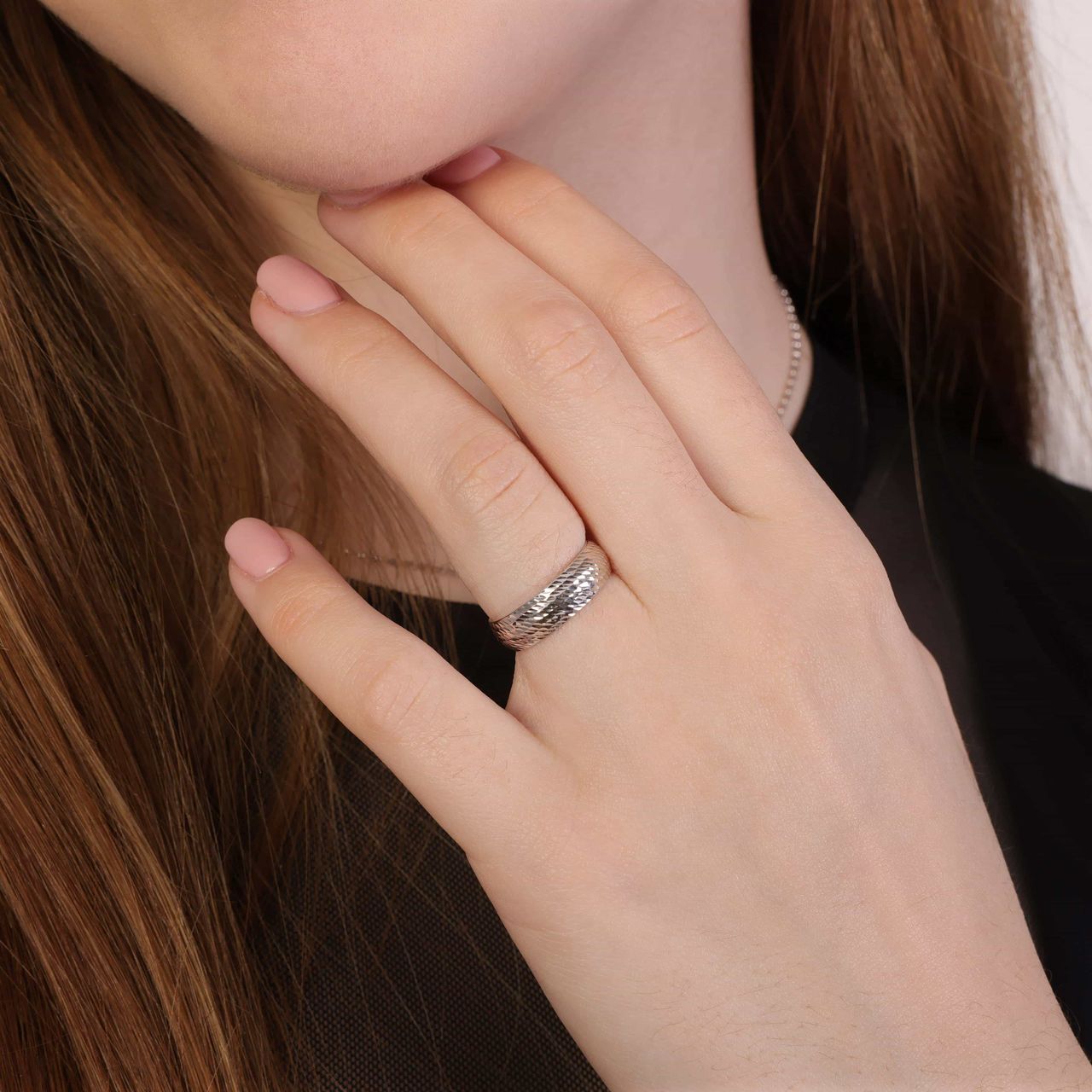 9 karaat witte ring bewerkt